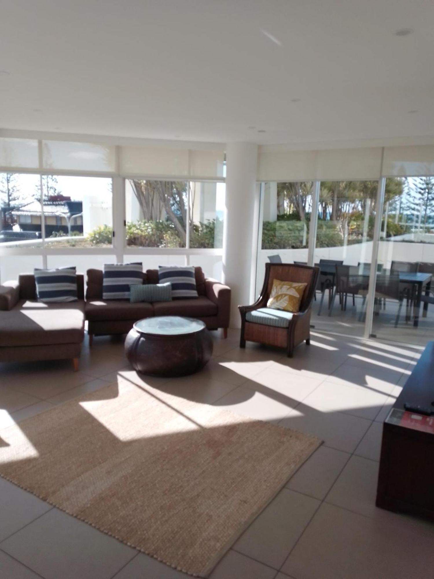 Kirra Surf Apartments Gold Coast Exterior photo