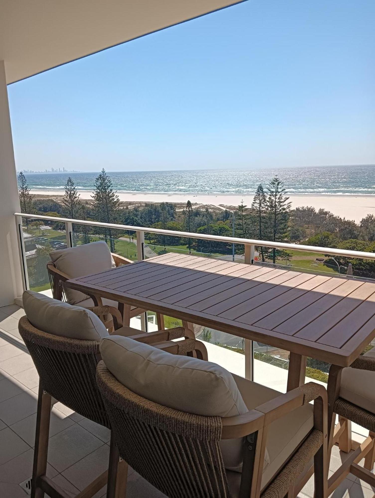 Kirra Surf Apartments Gold Coast Exterior photo