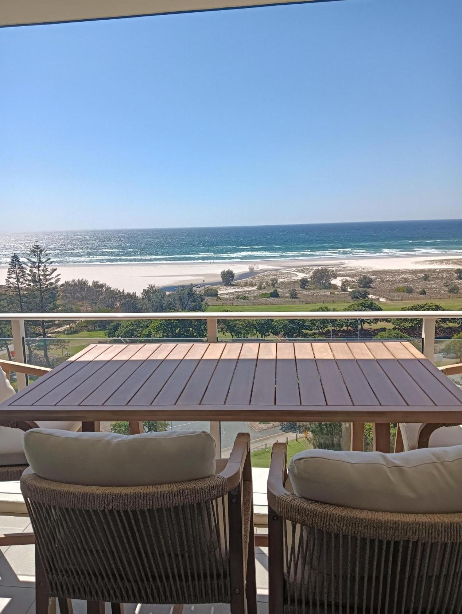 Kirra Surf Apartments Gold Coast Exterior photo