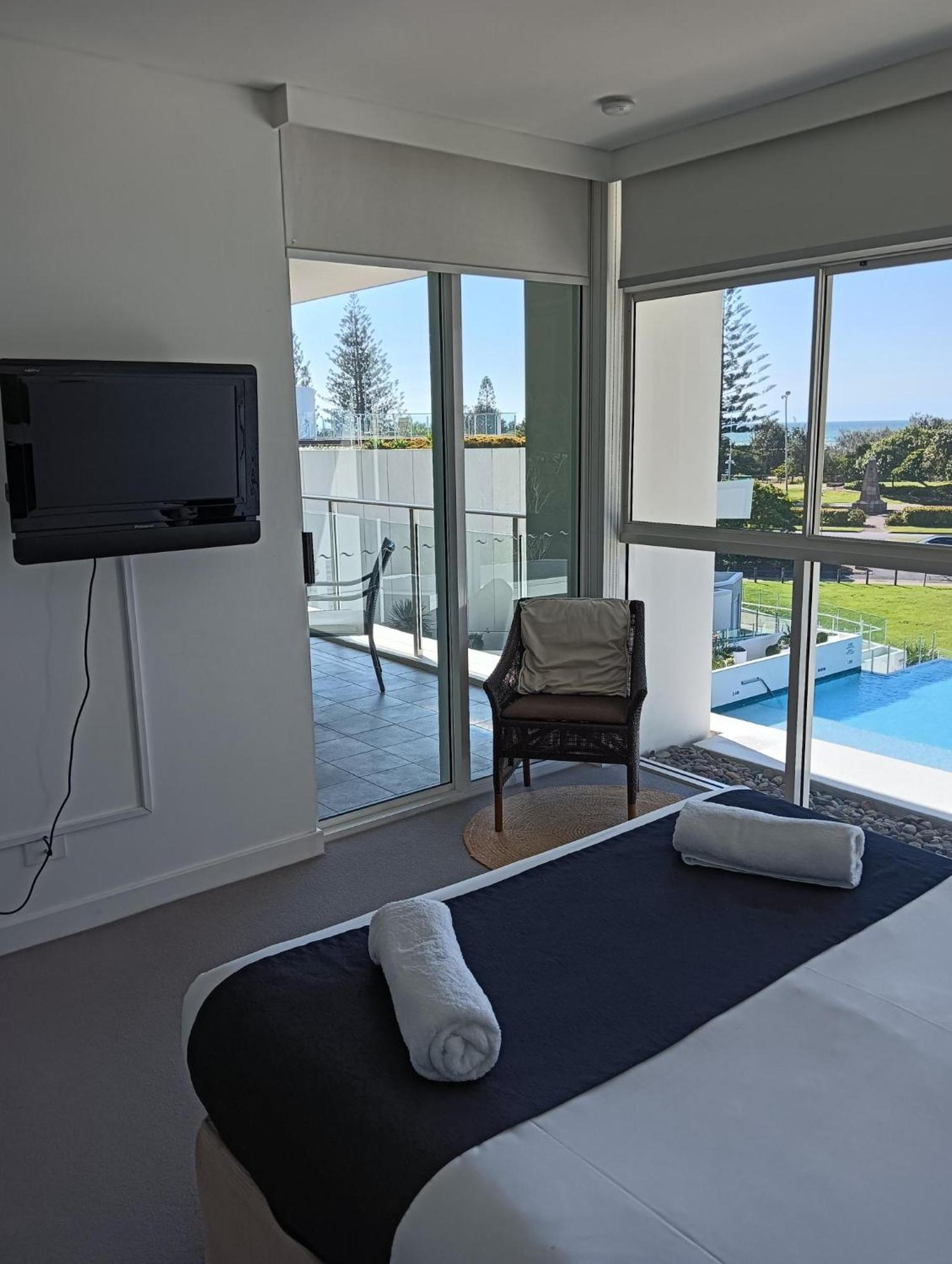 Kirra Surf Apartments Gold Coast Exterior photo
