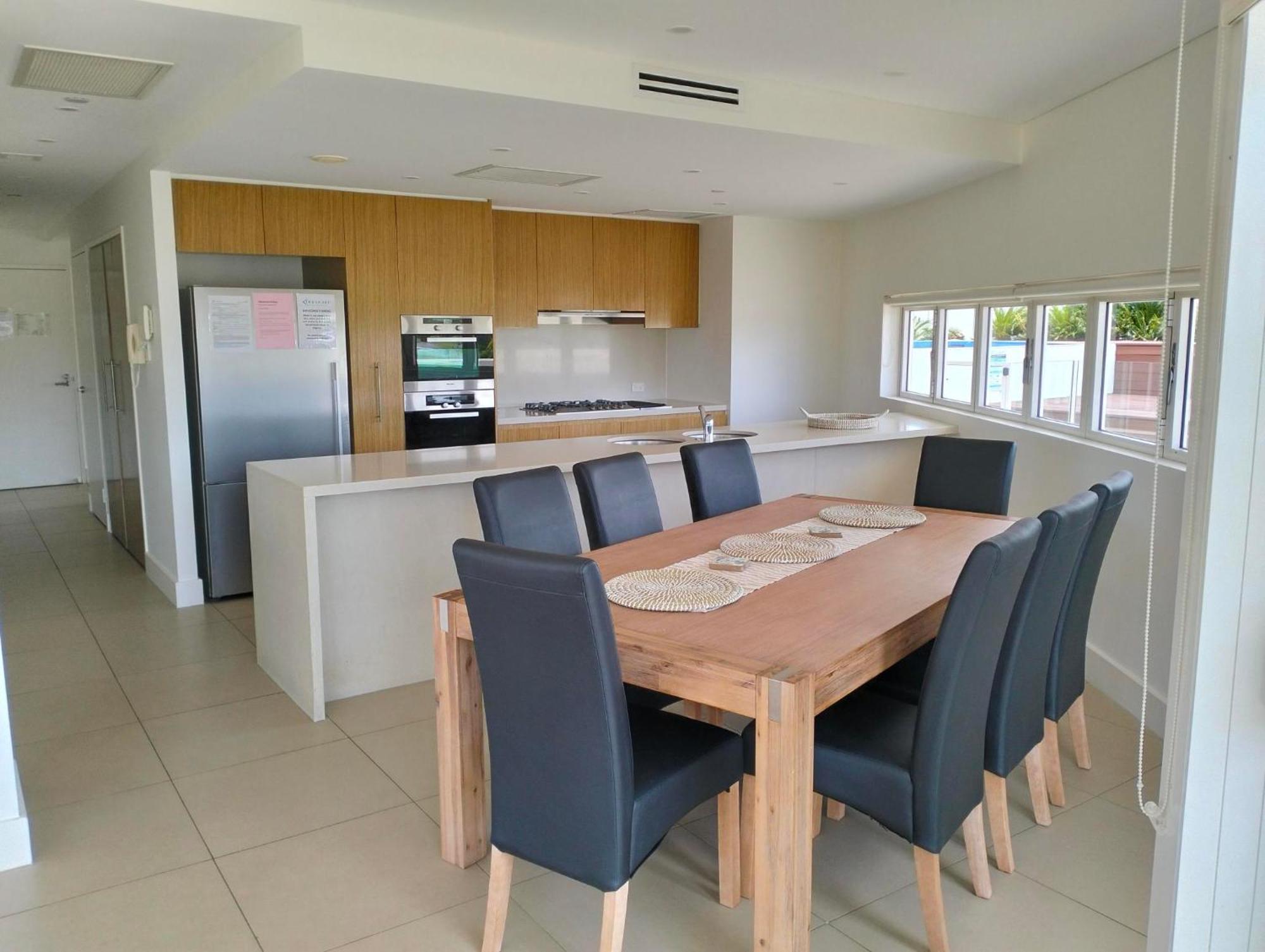 Kirra Surf Apartments Gold Coast Exterior photo