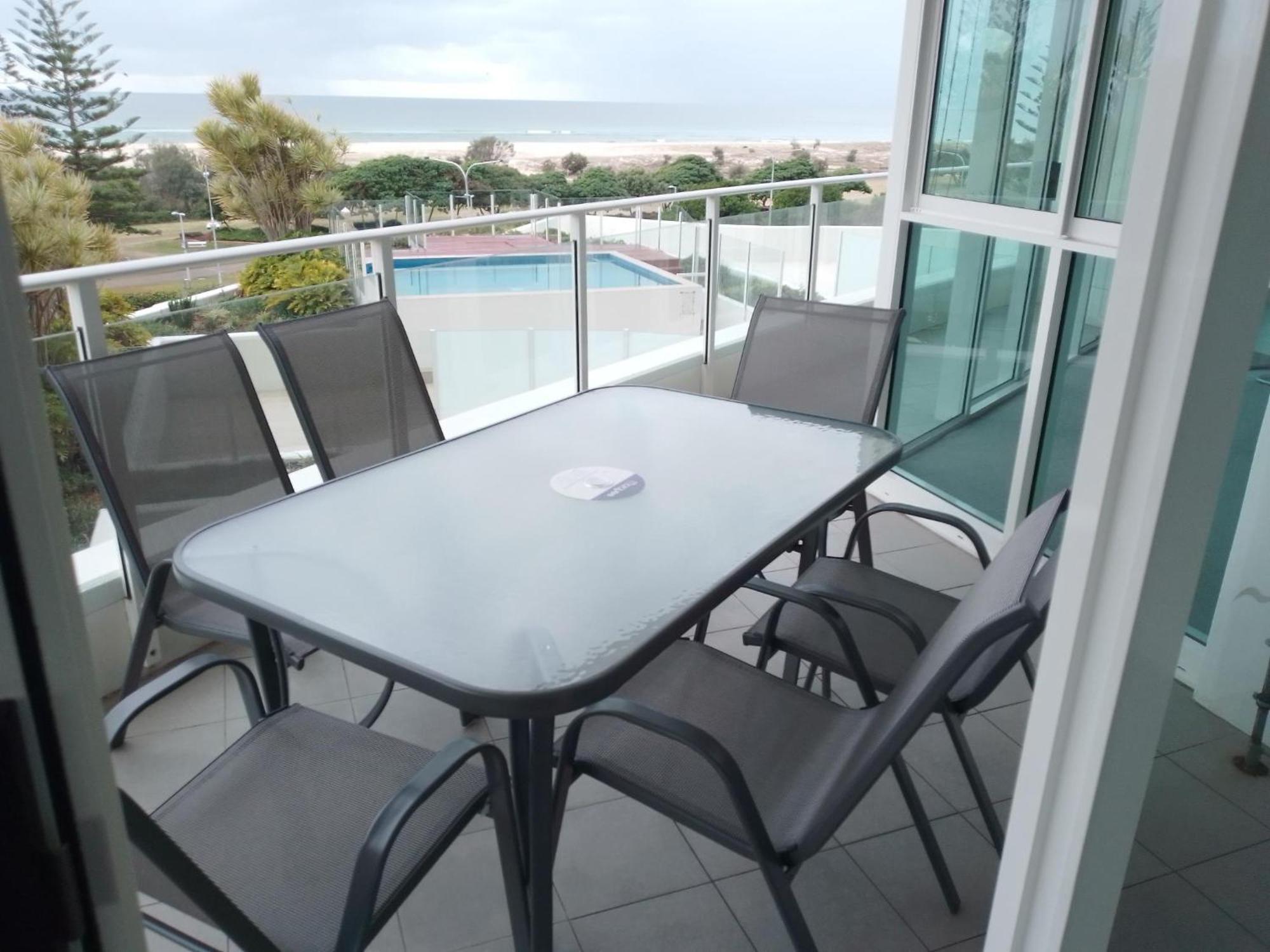 Kirra Surf Apartments Gold Coast Exterior photo